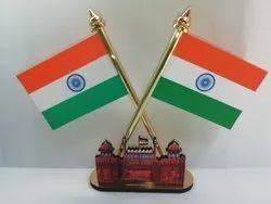 table-cross-flag-with-monuments